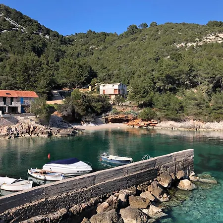 The White House Robinson Hvar Holiday home Gdinj