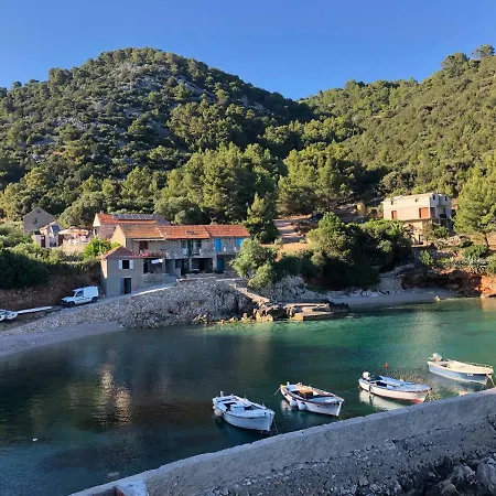 The White House Robinson Hvar * Gdinj