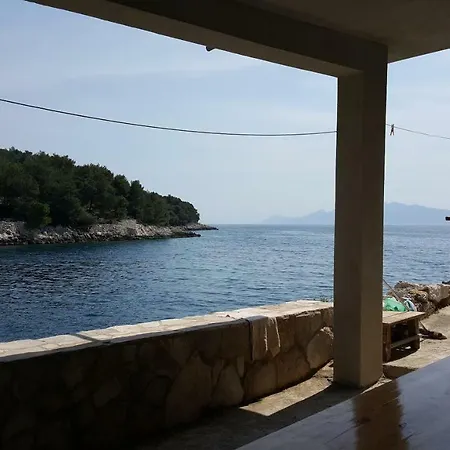 The White House Robinson Hvar Hébergement de vacances *